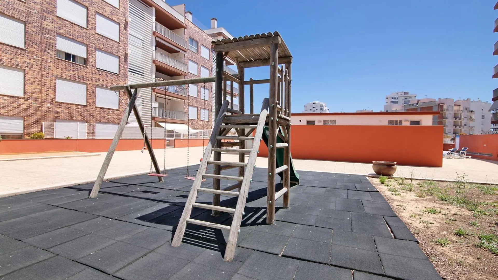 Apartment Apartamento Armacao De Pera